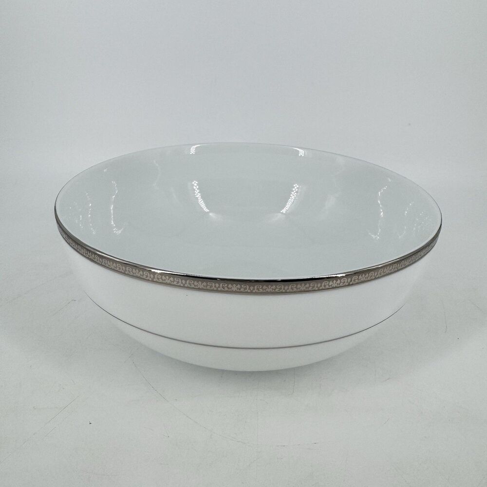 Charter Club Grand Buffet Platinum Round Serving Bowl 9.25” Silver Trim